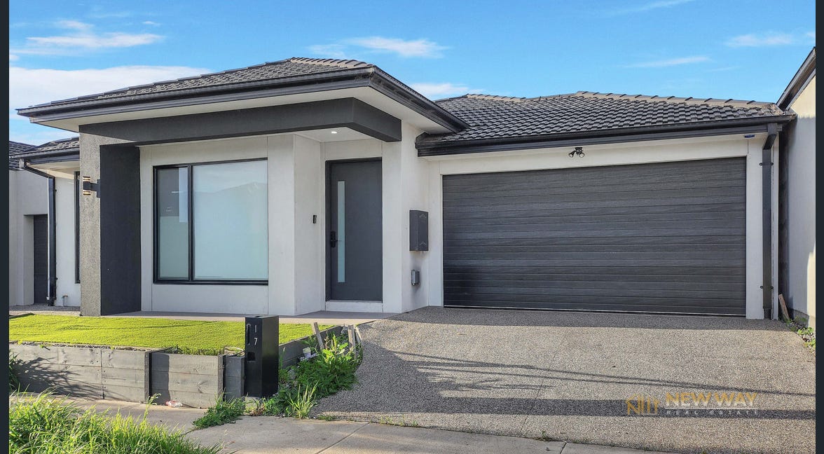 17 hutch av, Donnybrook, VIC 3064